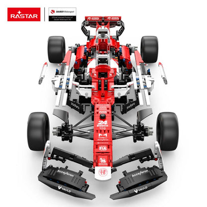 RASTAR Alfa Romeo F1 C42 1:8 scale detailed model with realistic cockpit and sponsor logos in red and white