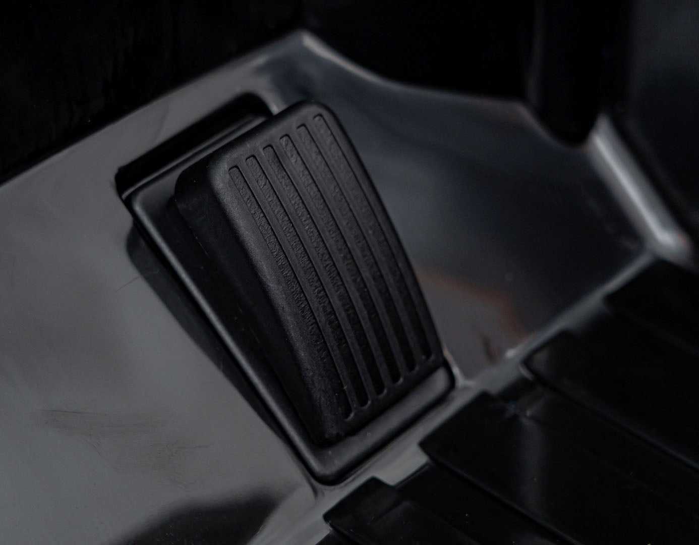 1b0ea652a7f6d2f402ed9e5cdf586751