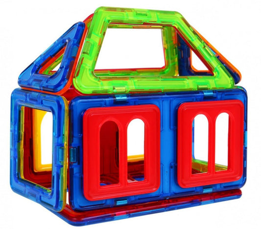 Klocki magnetyczne dla dzieci tworzące kolorowy domek 3D rozwijający wyobraźnię i zdolności manualne.