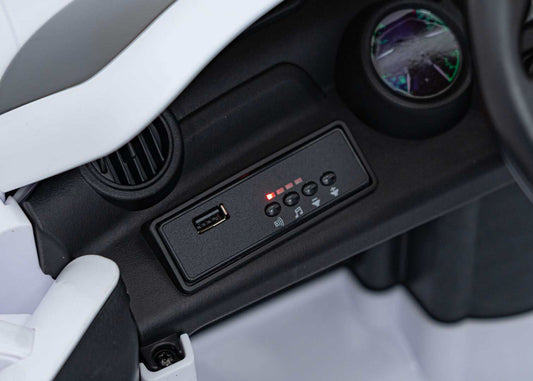 Panel sterowania pojazdu RUF CTR3 biały z portem USB i przyciskami multimedialnymi dla dzieci